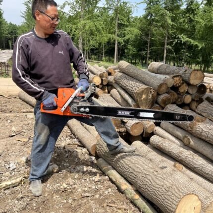 High-power multi-purpose gas chain saw for cutting wood, high-horsepower household gasoline multi-purpose chain saw